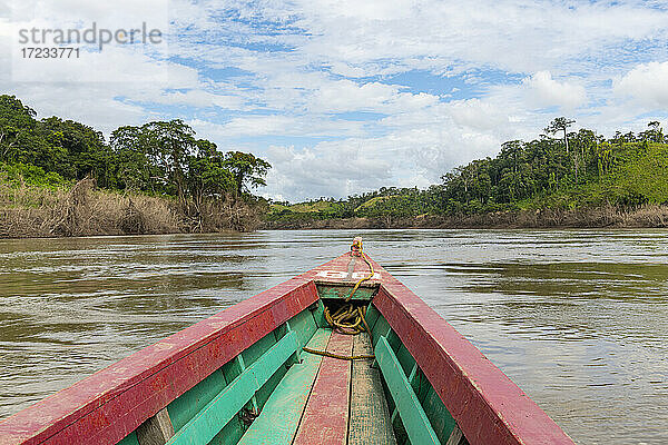 Boot auf dem Usumacinta-Fluss  Chiapas  Mexiko  Nordamerika