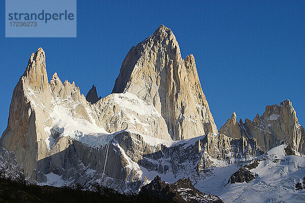 Berg Fitz Roy  Patagonien  Gletscher-Nationalpark  El Chalten  Provinz Santa Cruz Argentinien