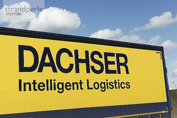 Dachser Group SE & Co. KG  Logo auf LKW  Spedition und Logistikunternehmen  Nordrhein-Westfalen  Deutschland  Europa