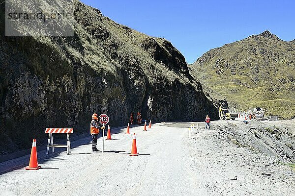 Baustelle am Weg nach Machu Picchu  Ruta 28B  Provinz Urubamba  Peru  Südamerika