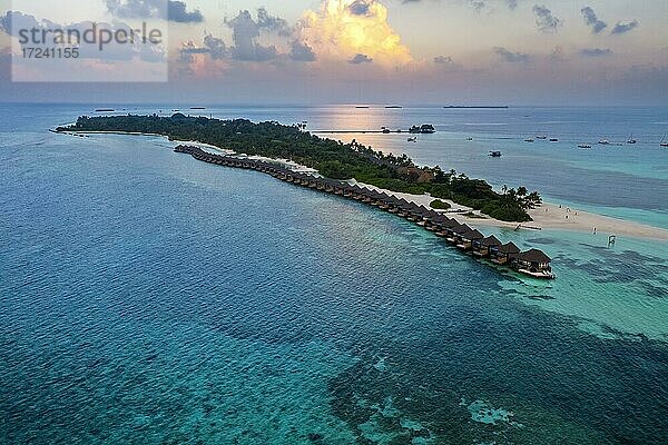 Luftaufnahme  Kuredu  Lhaviyani Atoll   Indischer Ozean  Malediven  Asien