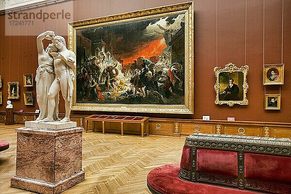 Die Ausstellung des Russischen Museums (Künstler der Leinwand Der letzte Tag von Pompeji Karl Bryullov  Russkiy Museum  St. Petersburg  Russland  Europa
