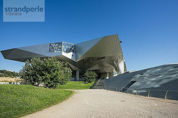 Museum  Musée des Confluences  Architekten Coop Himmelblau  Lyon  Département Rhône  Auvergne-Rhone-Alpes  Frankreich  Europa