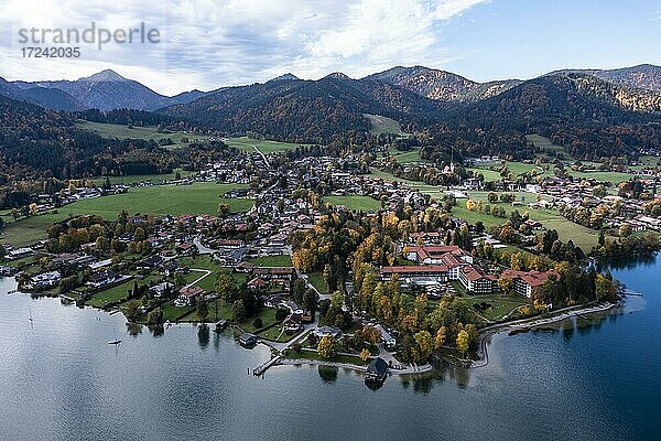 Luftaufnahme  Bad Wiessee und Abwinkl  Tegernsee  Oberbayern  Bayern  Deutschland  Europa