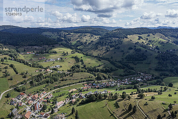 Deutschland  Baden-Württemberg  Todtnau  Drone view of village in Black Forest range