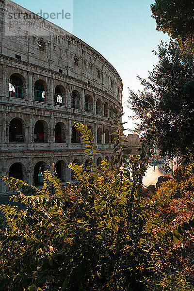 Außenansicht des Kolosseums in der Stadt Rom