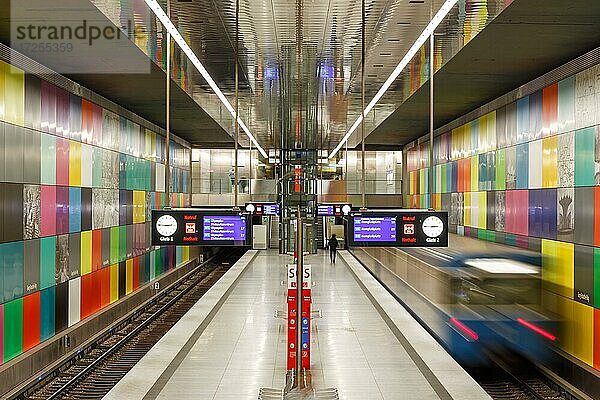 U-Bahn Metro U-Bahnhof Haltestelle Station Georg-Brauchle-Ring in München  Deutschland  Europa