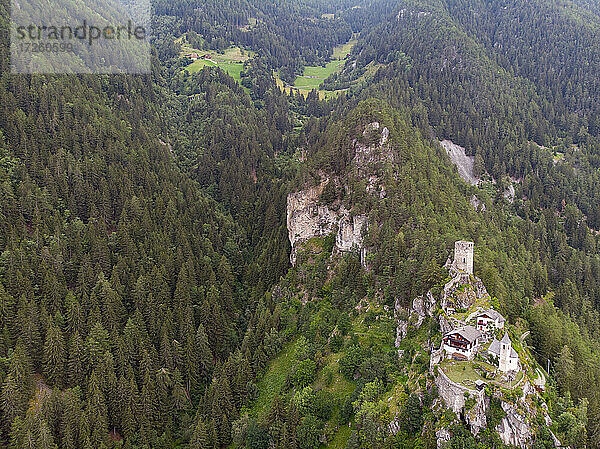 Schloss Uta  Villa Ottono  Ahrntal  Dolomiten  Südtirol  Italien  Europa