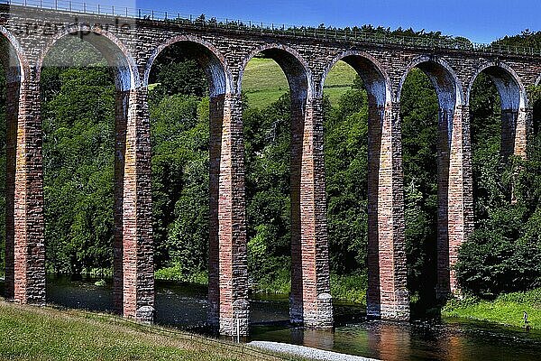 Leaderfoot Viaduct  Drygrange Railway Viaduct  FLuss Tweed  Newstead  Melrose  Scottish Borders  Lowlands  Schottland  Großbritannien  Europa