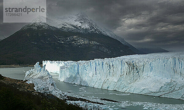 Patagonien  Argentinischer See  Anden  Perito-Moreno-Gletscher im Nationalpark Patagonia Glaciares