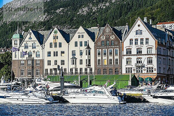 Bryggen  Reihe von hnaseatischen Gebäuden  Unesco-Weltkulturerbe  Bergen  Norwegen  Europa