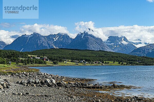 Lyngen Berge  Lyngen  Norwegen  Europa