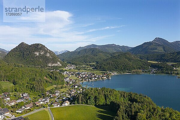 Drohnenaufnahme  Fuschlsee  Fuschl am See  Salzkammergut  Land Salzburg  Österreich  Europa