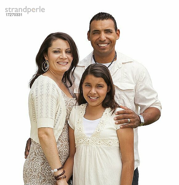 Hispanic Mutter  Vater und Tochter vor einem weißen Hintergrund