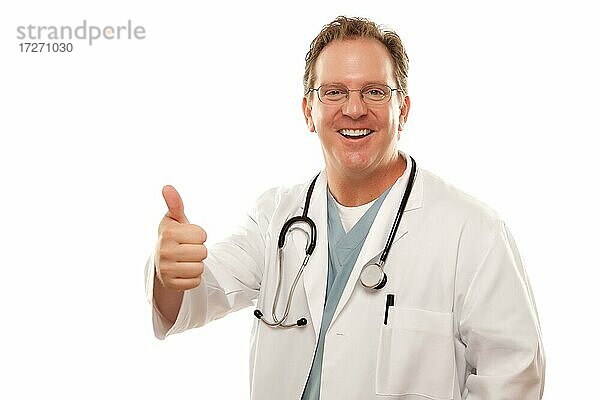 Arzt gibt den Daumen nach oben Zeichen mit seiner Hand vor einem weißen Hintergrund