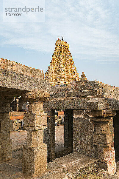 Indien  Karnataka  Hampi  Architektur des alten Virupaksha-Tempels