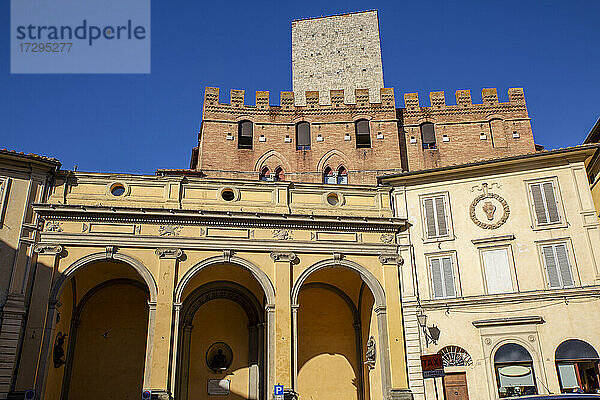 Italien  Toskana  Siena  Independence Lodge und Palazzo Ballati