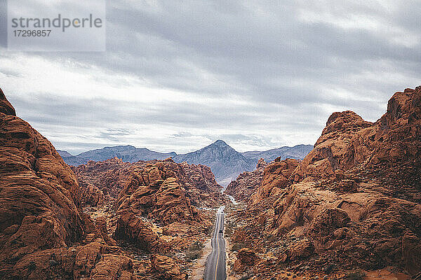 Eine Straße im Valley Of Fire State Park