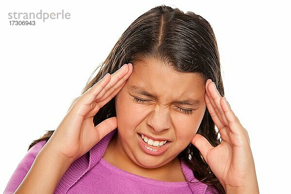 Hübsches hispanisches Mädchen mit Kopfschmerzen vor einem weißen Hintergrund