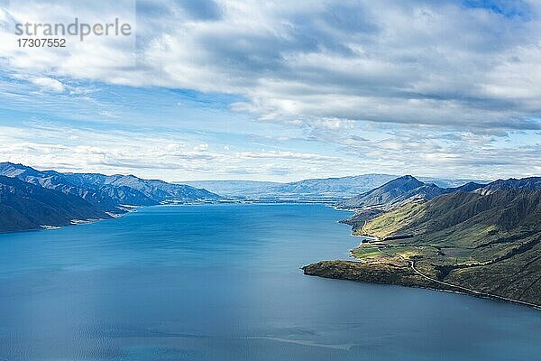 Landschaft  Lake H?wea  Lake H?wea  Region Otago  Queenstown-Lakes District  Südinsel  Neuseeland  Ozeanien