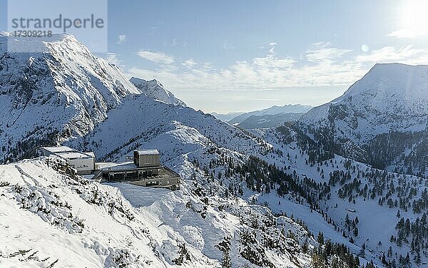 Jennerbahn im Winter  Nationalpark Berchtesgaden  Berchtesgadener Alpen  Schönau am Königssee  Berchtesgadener Land  Bayern  Deutschland  Europa