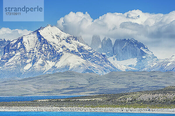 Cuernos del Paine Berge  Torres del Paine Nationalpark  Patagonien  Chile  Südamerika