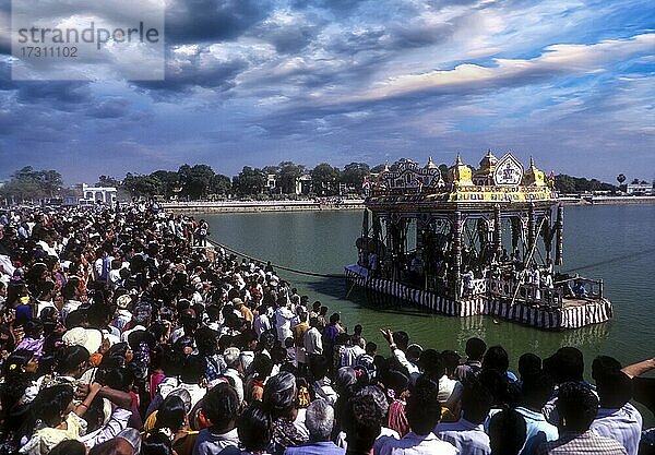 Floßfest in Madurai  Tamil Nadu  Indien  Asien