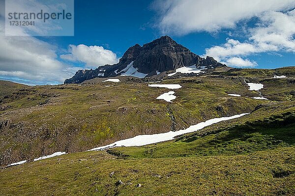 Bergmassiv Dyrfjöll  Island  Europa