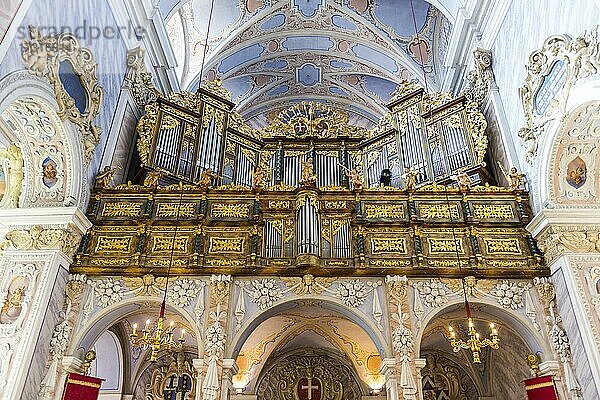 Orgel in der Kirche des Stiftes Göttweig  Wachau  Österreich  Europa
