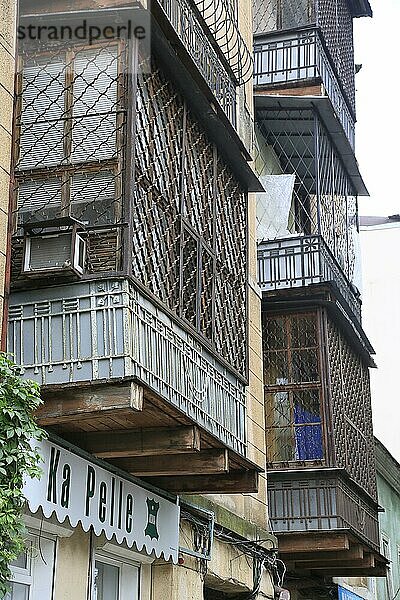 Fassade eines Wohnhauses in der Panteleimonovskaja Straße  Odessa  Ukraine  Europa