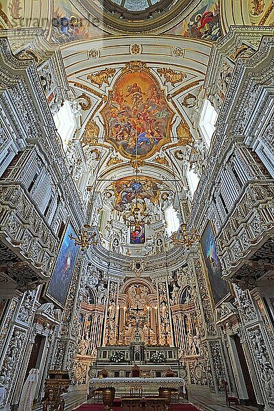 Altar und Deckenmalerei  Chiesa Del Gesu a Casa Prosessa  Palermo  Sizilien  Italien  Europa