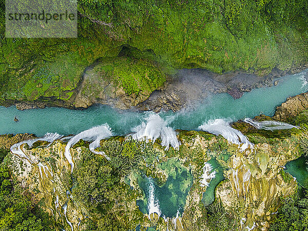 Luftaufnahme der berühmten Tamul-Wasserfälle  Huasteca Potosi  Mexiko