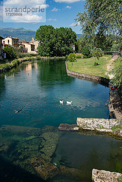 Europa  Italien  Latium  Rieti  Fluss Velino  Römische Brücke