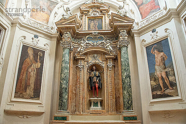Europa  Italien  Latium  Rieti  Kathedrale Santa Maria Assunta  Kathedrale der Heiligen Maria Assunta