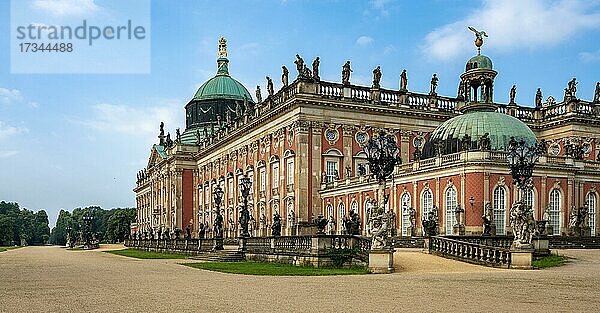 Neues Palais im Schlosspark Sanssouci in Potsdam  Potsdam  Brandenburg  Deutschland  Europa
