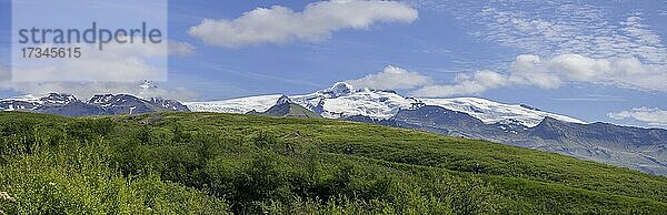 Vatnajökull mit Gipfel des Hvannadalshnukur  Skaftafell NP  Austurland  Island  Europa