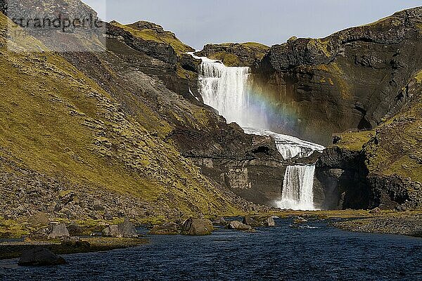 Wasserfall Ófærufoss  Feuerschlucht Eldgjá oder Eldgja  Skaftárhreppur  Südisland  Island  Europa