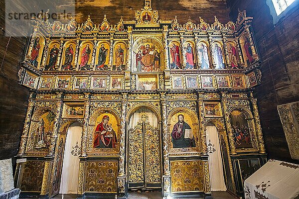 Innenraum der Unesco-Stätte Kirche des Heiligen Geistes  Rohatyn  Ukraine  Europa