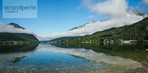 Morgenstimmung am Grundlsee  Salzkammergut  Steiermark  Österreich  Europa