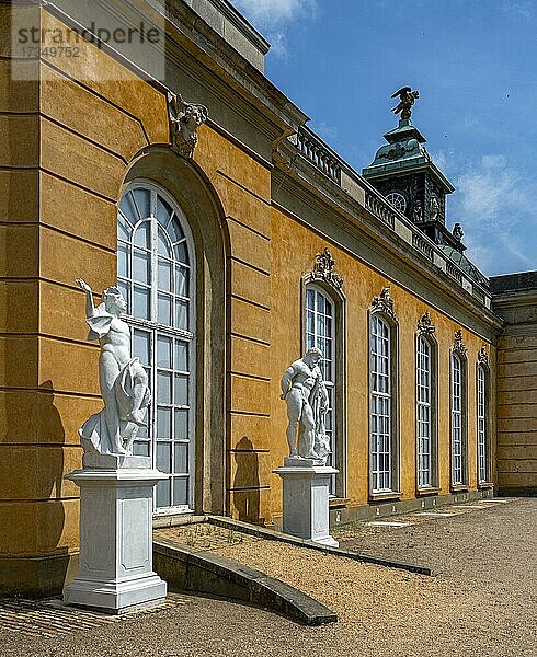 Die Neuen Kammern im Schlosspark Sanssouci in Potsdam  Potsdam  Brandenburg  Deutschland  Europa