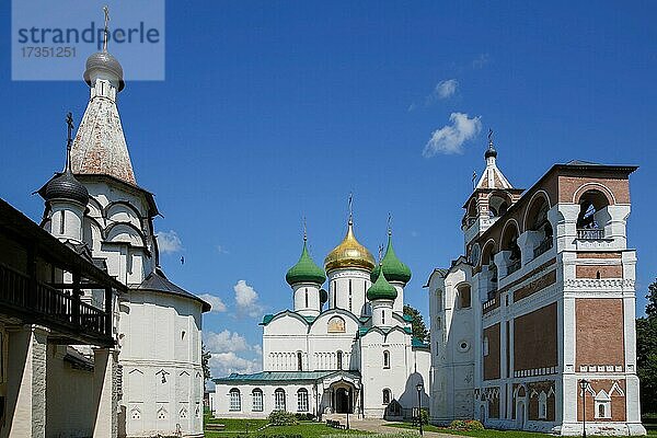 Spaso-Preobraschenski-Kathedrale und Glockenturm  Spaso-Euthymius-Kloster  Suzdal  Goldener Ring  Russland  Europa