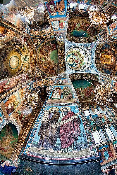 Innenraum der Kirche des Erlösers auf vergossenem Blut (Kirche der Auferstehung Christi) in St. Petersburg  Russland  Europa