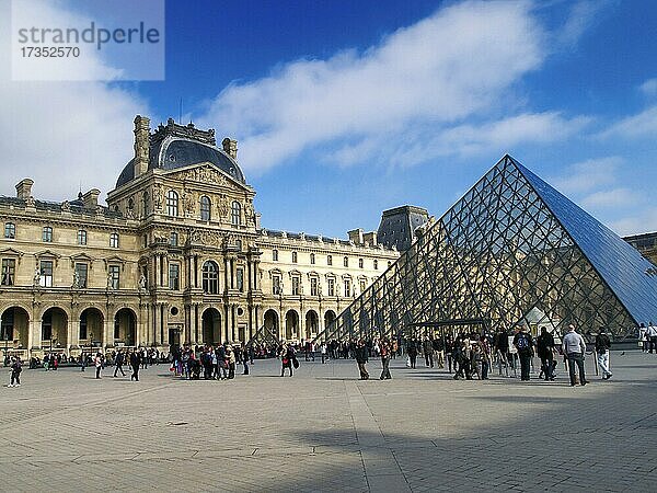 Außenansicht des (Musee) du Louvre  Museum  Paris 1er arr  Ile-de-france  Frankreich  Europa