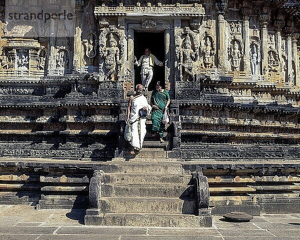 Stufenförmiger Vordereingang des Vidyasankara-Tempels in Sringeri  Bundesstaat Karnataka  Indien  Asien