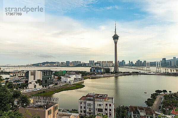 Ansicht des Macau Tower Convention and Entertainment Center in Macao