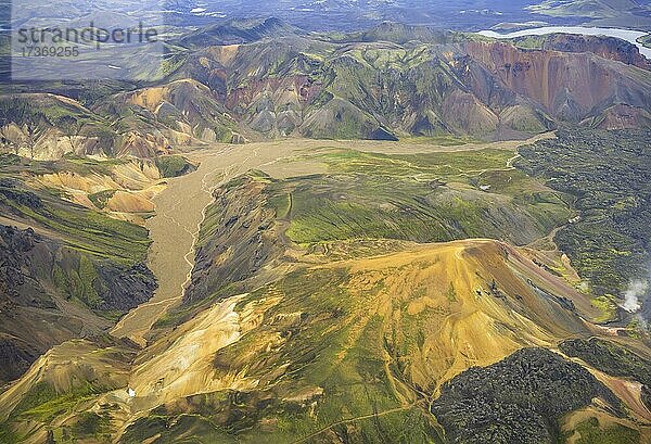 Brennisteinsalda  Flugaufnahme Landmannalaugar  Fjallabak Naturreservat  Suðurland  Island  Europa