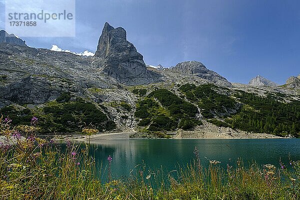 See Lago di Fedaia  mit Marmolada  Marmolata  Dolomiten  Südtirol  Trentino-Alto Adige  Italien  Europa