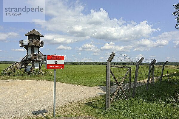 Aussichtsturm  historisches Denkmal  Grenzübergang  alter Grenzzaun  Andau  Seewinkel  Burgenland  Österreich  Europa
