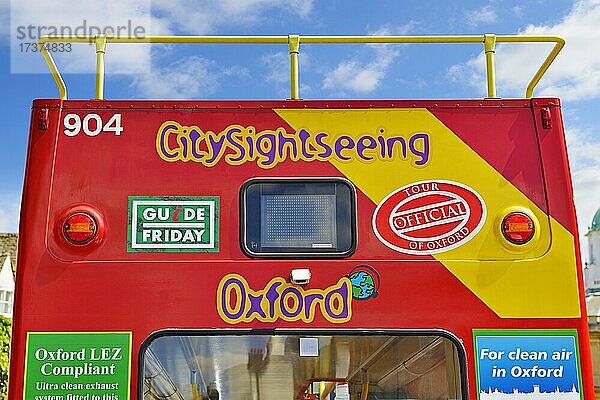 Oxford Citysightseeing offener Stadtrundfahrt-Bus  Oxford  England  Großbritannien  Europa