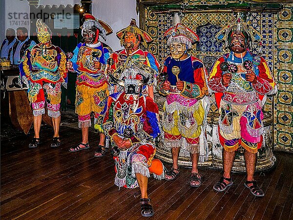 Baile de la Conquista  Maskentanz  Kostümtanz  Antigua  Guatemala  Mittelamerika